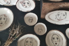 Geschirr aus Keramik( Keramik : Andrea Ramsauer,Bemahlung : Malgorzata Metzeler